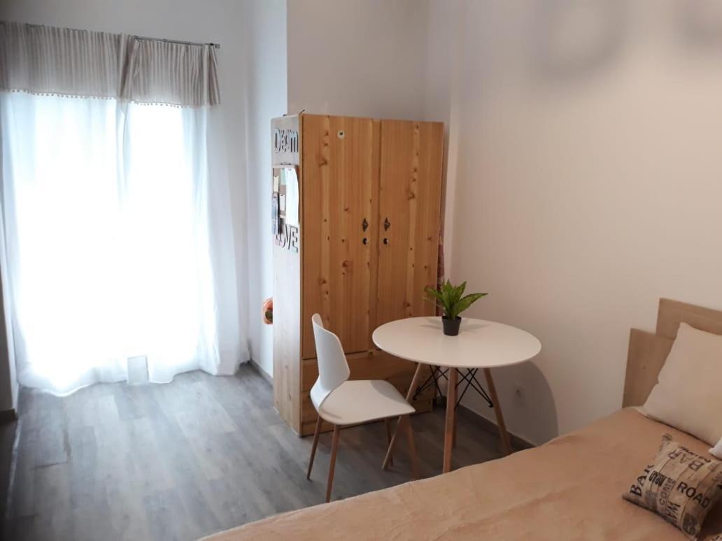 Fully Renovated Small & Cosy Studio 아테네 외부 사진
